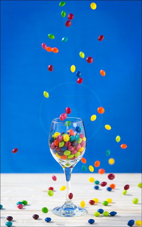 Skittles falling Candy Photography Ideas, Candy Pictures Photography, Skittles Photography, Candy Photography Food Styling, Gummy Product Photography, Gummies Product Photography, Snack Pictures, Sweets Photography, Dog Portrait Photography