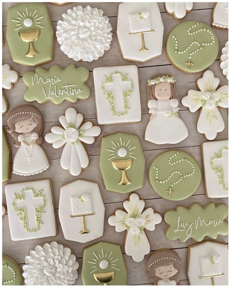 Christening Cookies, Baptism Cookies, Girls First Communion Dresses, First Communion Cakes, First Communion Decorations, Communion Decorations, Communion Cakes, Communion Party, Baptism Cake