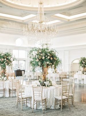 Cheap Wedding Table Centerpieces, Winter Wedding Centerpieces, Romantic Wedding Receptions, Elegant Wedding Reception, Chateau Wedding, Tall Centerpieces, Wedding Hall, Wedding Table Centerpieces, Cheap Wedding