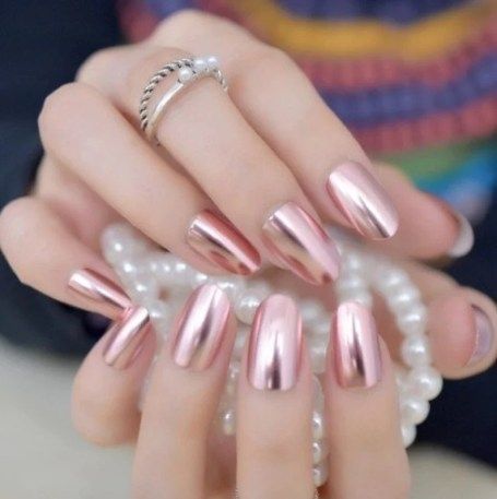 20 Chrome Nails To Try The Trend Pink Acrylic Nail Designs, Pink Chrome Nails, Chrome Nail Art, Light Pink Nails, Mirror Nails, Glamour Nails, Unique Acrylic Nails, Metallic Nails, Pink Nail Designs