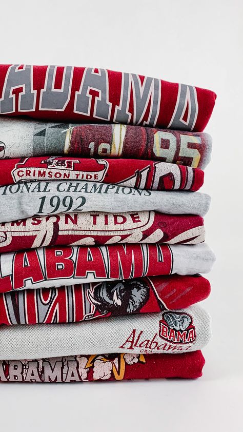 Vintage Alabama Sweatshirts - Shop Vintage Vibes Bama University, Bama Bound Outfit, University Of Alabama Outfits, Alabama Football Game Outfit, Alabama Aesthetic, University Of Alabama Game Day Outfits, University Of Alabama Aesthetic, Alabama Crimson Tide Aesthetic, Alabama Shirt