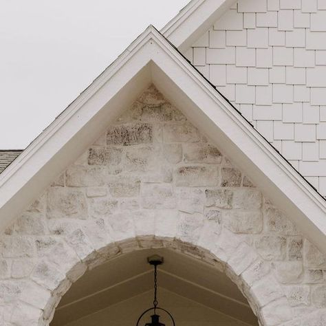 Jill Rolling on Instagram: "We love a good classic, creamy exterior🤍 • • • • #homedesign #homeinspo #whiteexterior #whitehouse" Black Birch Homes, Stone Archway, White Exterior Houses, Kb Homes, Exterior Inspiration, Barn Renovation, Bay House, Brick Colors, Exterior Stone