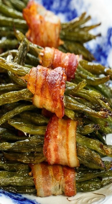 Quick Sides, Christ Birth, Green Bean Bundles, Bacon Wrapped Green Beans, Thanksgiving Board, Beans With Bacon, Paleo Thanksgiving, Veggie Recipe, Green Beans With Bacon