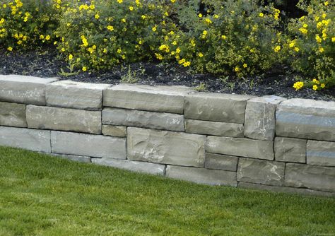 Bluestone - Ledge Stone Materials Small Retaining Wall, Rock Retaining Wall, Outdoor Patio Ideas Backyards, Stacked Stone Walls, Small Outdoor Patios, Patio Layout, Concrete Patios, Stone Retaining Wall, Landscaping Retaining Walls