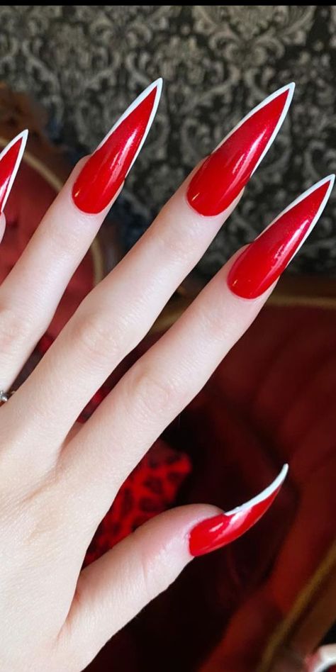 Red And White Nails Long, Stiletto Nails Red, Nails Red And White, Nails White Tip, White Stiletto Nails, Red Stiletto Nails, Long Red Nails, Stilleto Nails Designs, Red And White Nails