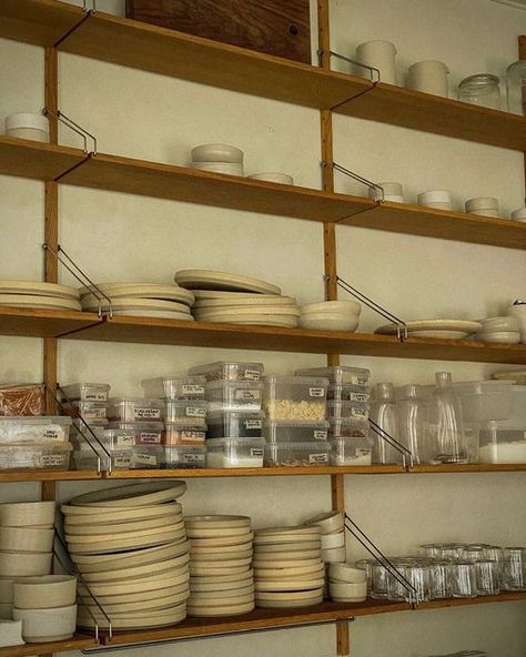 Restaurant Shelves, Glassware Shelf, Cafe Shelf, Shelf Library, Spice Shelf, Kitchen Spices, Modern Organic, Cafe Shop, Shop Interior