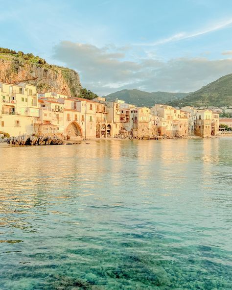 📍 Sicily Ancient history meets Mediterranean magic. 🇮🇹 Discover stunning beaches, explore historic ruins, and the flavours of Italy on this island. Sicily will capture your heart 💛 Ready to embark on your Sicilian adventure? Link in bio. #Sicily #Italy #Mediterranean #Travel #History #BeachLife #Foodie #Explore 📷 Jacek Dylang, Serena Recipe, Lisa Gageler on Unsplash Sicily Aesthetic, Sicily Italy Aesthetic, Noto Sicily, Sicily Travel, Mediterranean Travel, Travel History, Italy Aesthetic, Sicily Italy, Safe Space