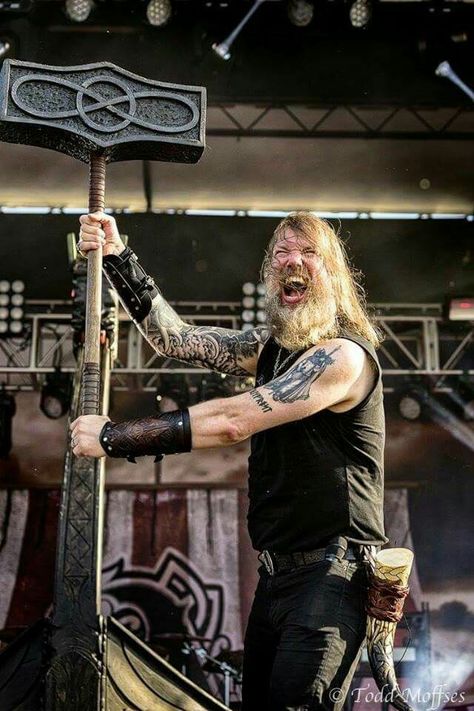 Amon Amarth Amon Amarth, Sorority Paddles, Whiplash, Band Photos, Thrash Metal, Metal Music, Great Bands, Music Is Life, Heavy Metal