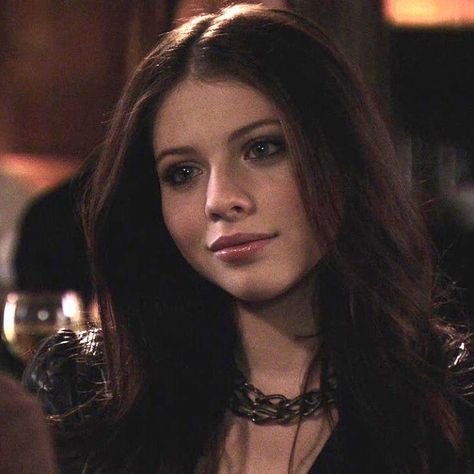 "I've been breakin' hearts a long time, and Toyin' with them older gu… #fanfiction #Fanfiction #amreading #books #wattpad Love Made Me Crazy, Best Gg, Georgina Sparks, Don't Blame Me, Michelle Trachtenberg, Winter Hair Color, Model Aesthetic, Pretty Skin, Girl Celebrities