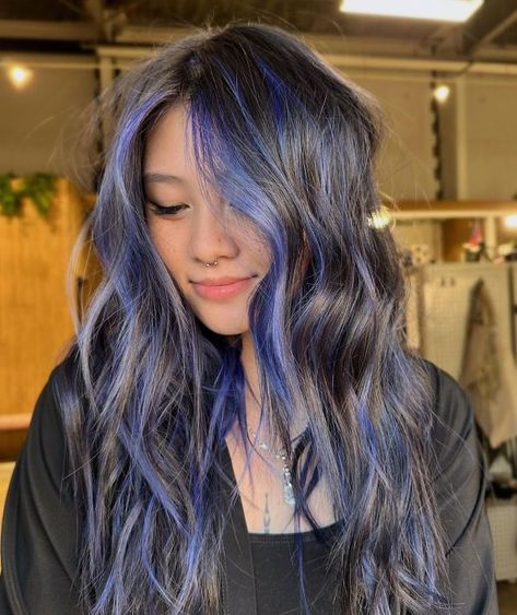 Grunge Style Bleached Black Hair with Periwinkle Highlights Periwinkle Highlights Brunette, Periwinkle And Brown Hair, Periwinkle Money Piece Hair, Periwinkle Balayage, Black And Periwinkle Hair, Periwinkle Hair Highlights, Periwinkle Peekaboo Hair, Dark Periwinkle Hair, Bleached Black Hair