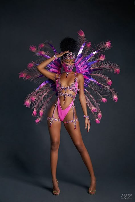 Miami Carnival Costumes, Band Costumes, Extravagant Outfits, Burlesque Photography, Caribbean Carnival Costumes, Carnival Design, Miami Carnival, Carnival Girl, Carnival Ideas