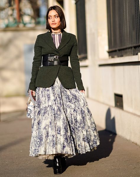 Style Lessons From Dior| ASOS Style Feed Dior Skirt Outfit, Dior Outfits Street Styles, Christian Dior Outfits, Dior Street Style, Dior Designer Of Dreams, Dior Outfit, Christian Dior Designer, Dior Skirt, Sneaker Outfits Women