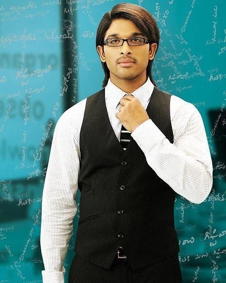 Dhruva Movie, Arya 2, Allu Arjun Wallpapers, Dj Movie, Indian Army Wallpapers, Allu Arjun Images, Allu Arjun Hairstyle, Prabhas Pics, Indian Star