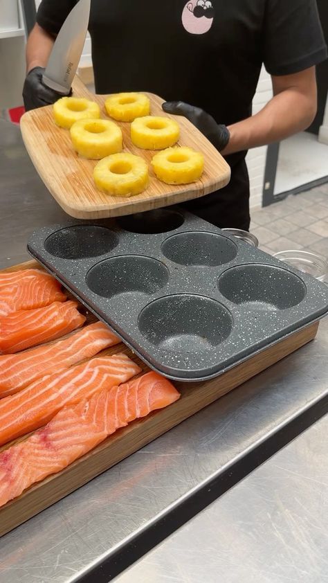 EasyCook | Simple home recepies | @jonandoscar Mini pies with salmon and ready-made puff pastry | Instagram Pineapple Salmon, Upside Down Pineapple, Mini Pies, Simple Home, Simple House, Puff Pastry, Fish And Seafood, Ready Made, Upside Down