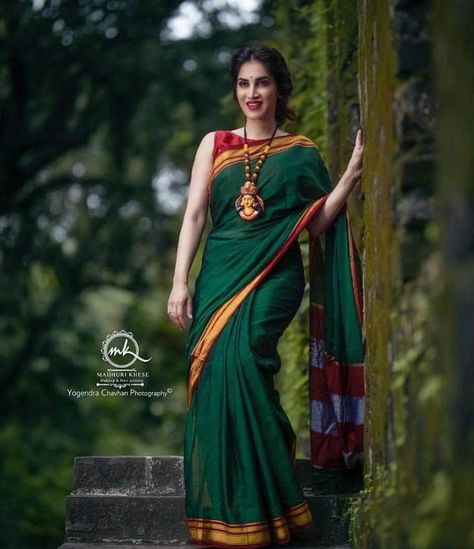 Khan Saree Marathi, Ilkal Saree, Alternative Fashion Grunge, Maharashtrian Saree, Saree Wearing Styles, New Saree Designs, Desi Fashion Casual, Indian Fashion Saree, Indian Photoshoot