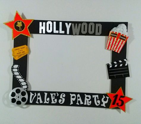 Bollywood Photo Booth Ideas, Bollywood Theme Party Decoration Ideas, Awards Ceremony Decorations Diy, Awards Day Decorations School, Oscars Theme Party Decoration, Bollywood Theme Photo Booth, School Awards Ceremony Decorations, Oscar Decorations Ideas, Oscar Themed Party Decoration