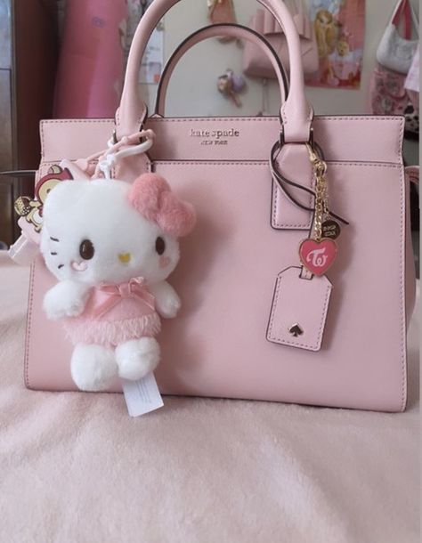 kate spade purse
kate spade
pink kate spade purse
cute pink purse
hello kitty keychain
hello kitty keychain purse
twice
twice keychain
twice purse 
hello kitty aesthetic 
pink aesthetic Kate Spade Purse Outfit, Kate Spade Heart Purse, Kate Spade Pink Bag, Hello Kitty Birthday Theme, Pretty Tote Bags, Everyday Bag Essentials, Kate Spade Heart, Heart Purse, Purse Outfit