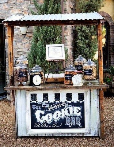 Limonade Bar, Katering Pernikahan, Cookie Bar Wedding, Diy Wedding Bar, Wedding Food Stations, Ice Cream Stand, Rustic Wedding Decorations, Food Stations, Milk Bar