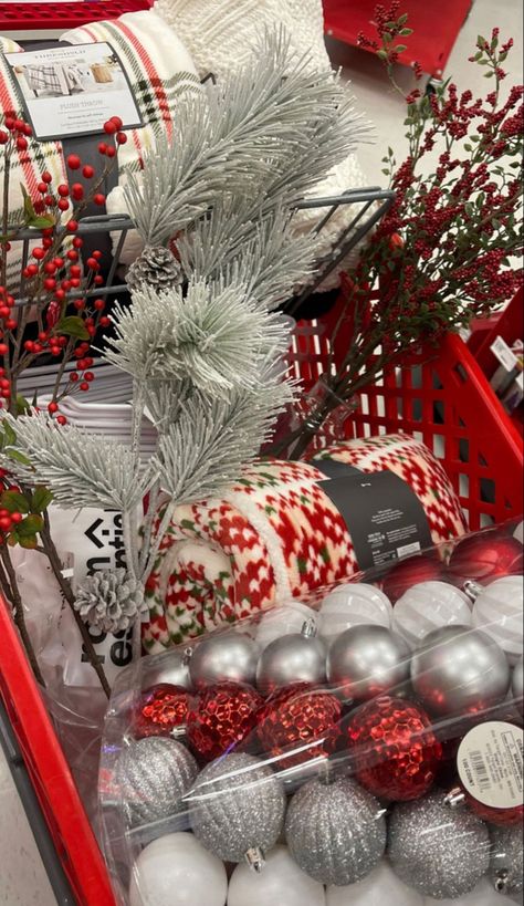 Christmas At Target, Julian Lopez, Lauren Asher, Christmas Dreaming, Xmas 2024, Cosy Christmas, Christmas Planning, Christmas Feeling, Christmas Inspo