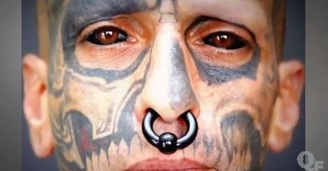 Brazilian Man has Eyeballs Tattooed Black: 'I Cried Ink for Two Days' [VIDEO] Sclera Tattoo, Tato Mata, Eyeball Tattoo, Eye Pictures, 3d Tattoo, Face Tattoos, Boy Tattoos, Face Tattoo, Eye Tattoo