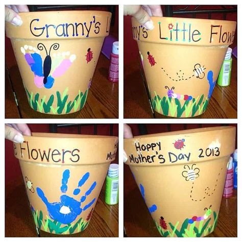 Mothers Day Flower Pot, Hand Print Flowers, Diy Mother's Day Crafts, Mothers Day Ideas, Diy Gifts For Mom, Diy Mother's Day, Flower Pot Crafts, Mothers Day Crafts For Kids, Mother's Day Ideas