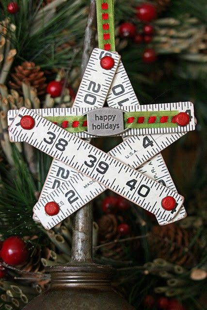 Christmas ornament Deco Noel Nature, Ruler Crafts, Free Christmas Printables, Christmas Ornament Crafts, Christmas Sewing, Noel Christmas, Christmas Ornaments To Make, Christmas Star, Measuring Tape