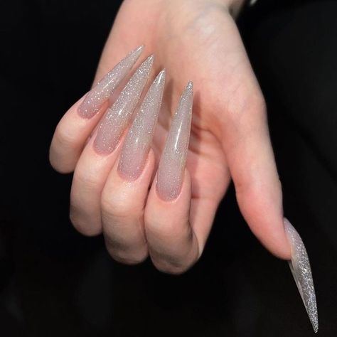 Cute Long Nails, Stilleto Nails Designs, Long Almond Nails, Sharp Nails, Asian Nails, Hello Nails, Punk Nails, Glittery Nails, Glow Nails