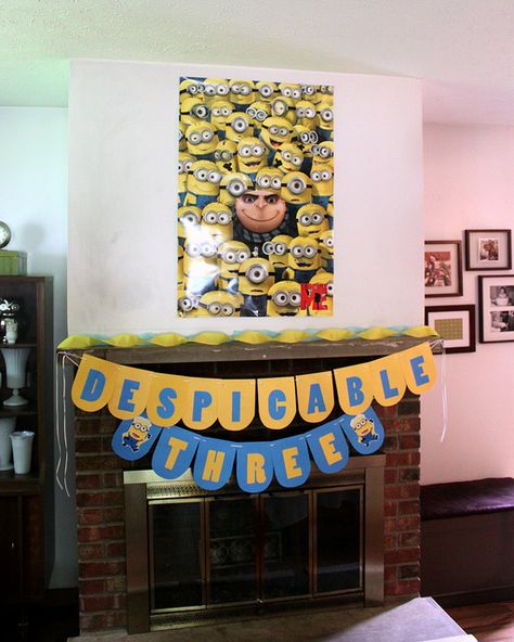 Despicable me Homemade Banner, Minion Birthday Banner, Minion Party Favors, Despicable Me Birthday, Minion Decorations, Despicable Me Party, Minions Birthday, Minions Party, Party Decorations Kids