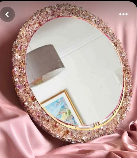 Unique Home Furniture, Resin Mirror, Dried Flower Jewelry, Fun Furniture, Hair Upstyles, Indian Bridal Outfits, Diy Resin Crafts, Mirror Frame, Mirror Art