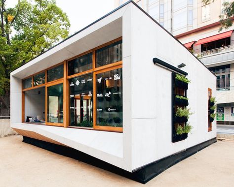 Australia’s first carbon-positive prefab house produces more energy than it consumes | Inhabitat - Sustainable Design Innovation, Eco Architecture, Green Building Container House Interior, Eco Architecture, Casa Container, Prefabricated Houses, Green Architecture, Eco Design, Eco House, More Energy, Australian Homes