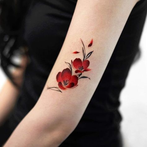 Facebook Tattoo Hoa Mini, Flores Tattoo Mujer, Girly Hand Tattoos, Galaxy Tattoo Sleeve, Water Lily Tattoos, Tattoo Mini, Cool Tattoo Drawings, Flower Tattoo Drawings, Mini Tattoo