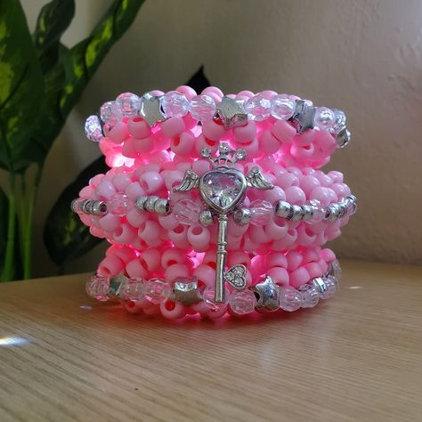 Rotating Kandi Cuff, 3d Kandi Cuff, 3d Kandi, Rave Kandi Ideas, Scene Kandi, Melty Bead Designs, Kandi Cuff Patterns, Pony Bead Projects, Diy Kandi Bracelets