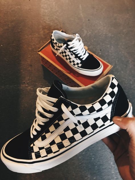 [LPU] Vans Old Skool 'Anaheim Factory' Checkerboard Vans Old Skool Checkerboard, Vans Shoes Fashion, Mens Accessories Necklace, Cute Vans, Vans Old School, Shoes Wallpaper, Tenis Vans, Checkered Vans, Vans Outfit