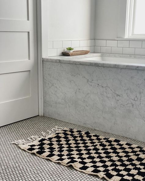 Checkered Bathroom Rug, Checkered Bathroom, Checkered Carpet, Harvey House, Checkered Rug, Bathroom Rug, House Stuff, Bathroom Rugs, Master Bath