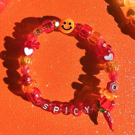 spicy bracelet 🌶️🥵❤️ details ❥ approximately 6.5 inches & super stretchy 🐛 ❥ can be adjusted to your sizing :) 🌈 ❥ want this same design but want it to say something else? i can do that 🍄 Festival Candy Bracelets, Plur Bracelets Kandi, Punk Kandi, Funny Beaded Bracelets, Kandi Phrases, Ideas For Bracelets, Bead Bracelets Ideas, Emo Kandi, Rave Kandi Ideas