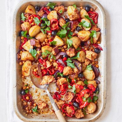 Smoked Tofu Recipe, Traybake Dinner, Smoked Tofu, Tray Bake Recipes, Tofu Dishes, Food Writing, Tofu Recipes, Delicious Vegetarian, Stuffed Sweet Peppers