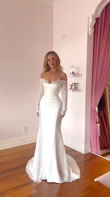 Eva Lendel | Wedding dresses on Instagram: "Incredible ‘Envy’ steals the hearts 🤍 Now available at @natalierosebridal 💕 Model @cassandragrodd #evalendel #weddingdress #weddinggown #bridalgown #bridalfashion #bridalwear" Brides After Wedding Outfit, Wedding Dresses W Sleeves, Wedding Dress Styles With Sleeves, Simple Wedding Dress Long Sleeve Lace, Elegant Straight Wedding Dress, Wedding Dresses August Brides, Open Sleeve Wedding Dress, Slight Off The Shoulder Wedding Dress, Slim Bridal Dresses