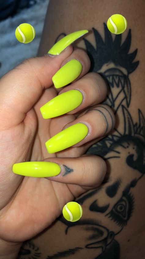 DND 424 Lemon Juice Dnd Lemon Juice Nails, Lemon Juice Nails, Mani Pedi, Lemon Juice, Hair And Nails, Nail Colors, Juice, Manicure, Lemon