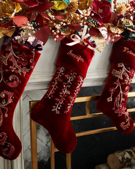 Red Christmas Stockings, Decorated Stockings, Stocking Designs, Christmas Boots, Cozy Christmas Decor, Christmas Stockings Diy, Family Stockings, Christmas Decorations For Kids, Xmas Deco