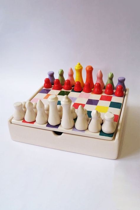 Ceramic Board Games, Chess Ceramic, Clay Chess, Ceramic Chess Set, Ceramic Toys, Diy Chess Set, Chess Gifts, Tanah Liat, Clay Diy Projects