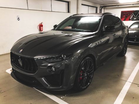 Maserati Levante Trofeo Touches Down In South Africa Maserati Suv, Maserati Car, Maserati Levante, Mc Laren, Best Luxury Cars, Forex Signals, Dream Garage, Expensive Cars, Koenigsegg