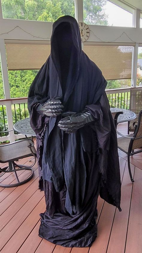 Lord Of The Ring Costumes, Lord Of The Rings Couple Costumes, Lord Of The Rings Halloween Costumes, Nazgul Costume, Lord Of The Rings Halloween, Lord Of The Rings Costumes, Lord Of The Rings Costume, Creative Halloween Costumes, Autumn Aesthetic