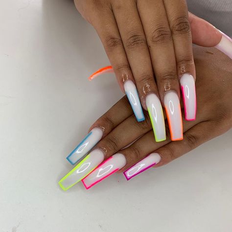 Self Taught💅🏽| on Instagram: “Simple but cute 😍😍, so glad I got to record these!” Long Acrylic Nail Designs, Drip Nails, White Acrylic Nails, Glow Nails, Exotic Nails, Long Acrylic Nails Coffin, Bling Acrylic Nails, Summer Acrylic Nails, Pink Acrylic Nails