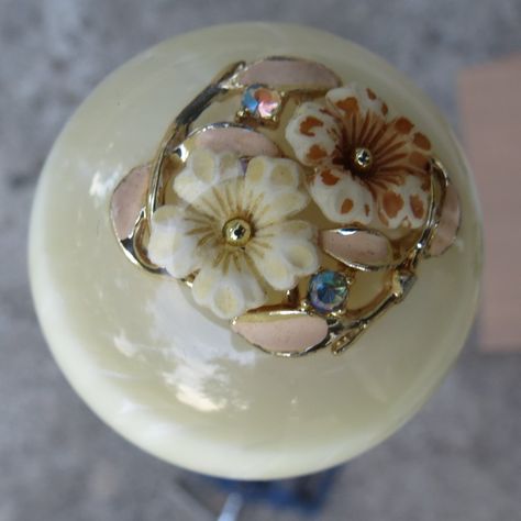 Bouquet Pendant, Vintage Flower Bouquet, Shift Knobs, Shift Pattern, Shifter Knob, Red Pearl, Miata Mx5, Fairy Girl, Shift Knob