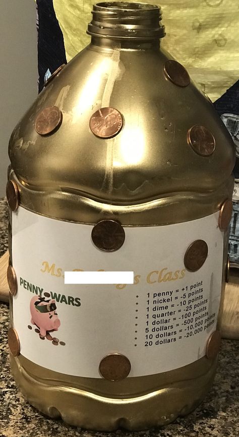 Penny Wars Jars Ideas, Penny Wars Fundraiser, Penny Wars, Penny 1, Pta School, Theme Days, School Hacks, School Ideas, Minion