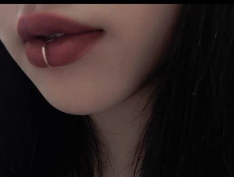 Piercing Ideas Nose, Mouth Piercings, Piercing Chart, Snakebites, Face Piercings, Cool Piercings, Labret Piercing, Facial Piercings, Cute Piercings