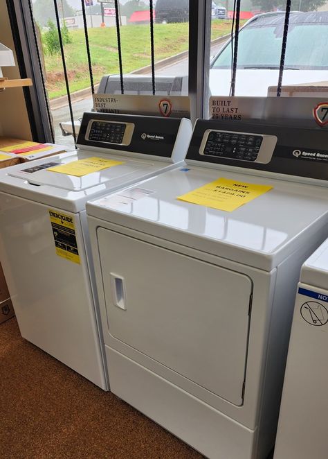 Speed Queen Washer, Old Washing Machine, Antique Bamboo, Speed Queen, Lg Washer, Washing Towels, Porch Addition, Steel Barrel, Front Load Washer