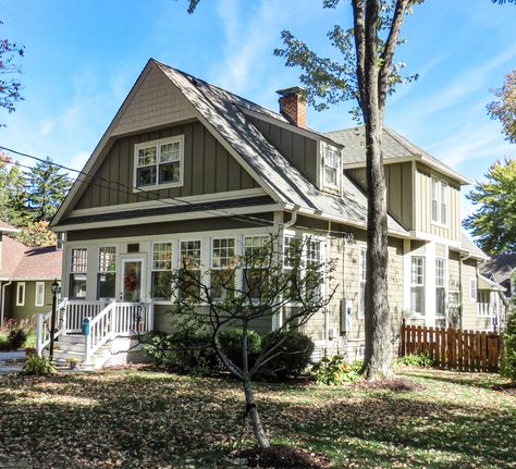 Monterey Taupe James Hardie Lap and Board & Batten Siding – Navajo Beige Trim, Straight Edge Shake – Kirkwood, MO Monterey Taupe Hardie Board, Board And Batton Siding, Board Batten Siding, Hardie Board, James Hardie Siding, Beige Trim, Hardie Siding, Cement Board, Board Batten