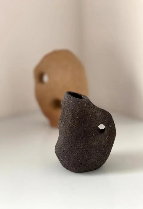 Abstract ceramic vessels and minimalist sculptures by Danish artist Katrine Blinkenberg | These Four Walls blog Ceramic Sculpture Abstract, Object Aesthetic, Ceramic Architecture, Ceramics Japanese, Clay Inspo, Danish Ceramics, Ceramic Vessels, Asking For Help, Pottery Designs