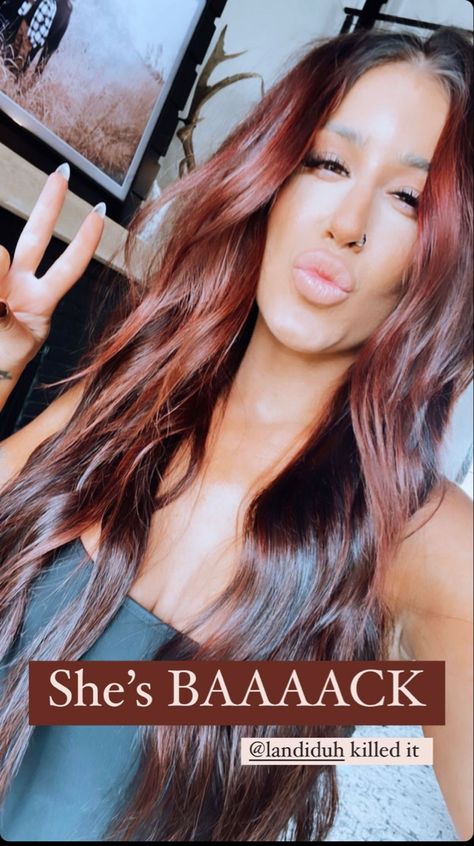 Chelsea Houska Hair Color, Chelsea Houska Hair, Deep Red Hair, Chelsea Houska, Chelsea Deboer, Hair Color And Cut, Hair Inspiration Color, Hair Envy, Brown Hair Colors